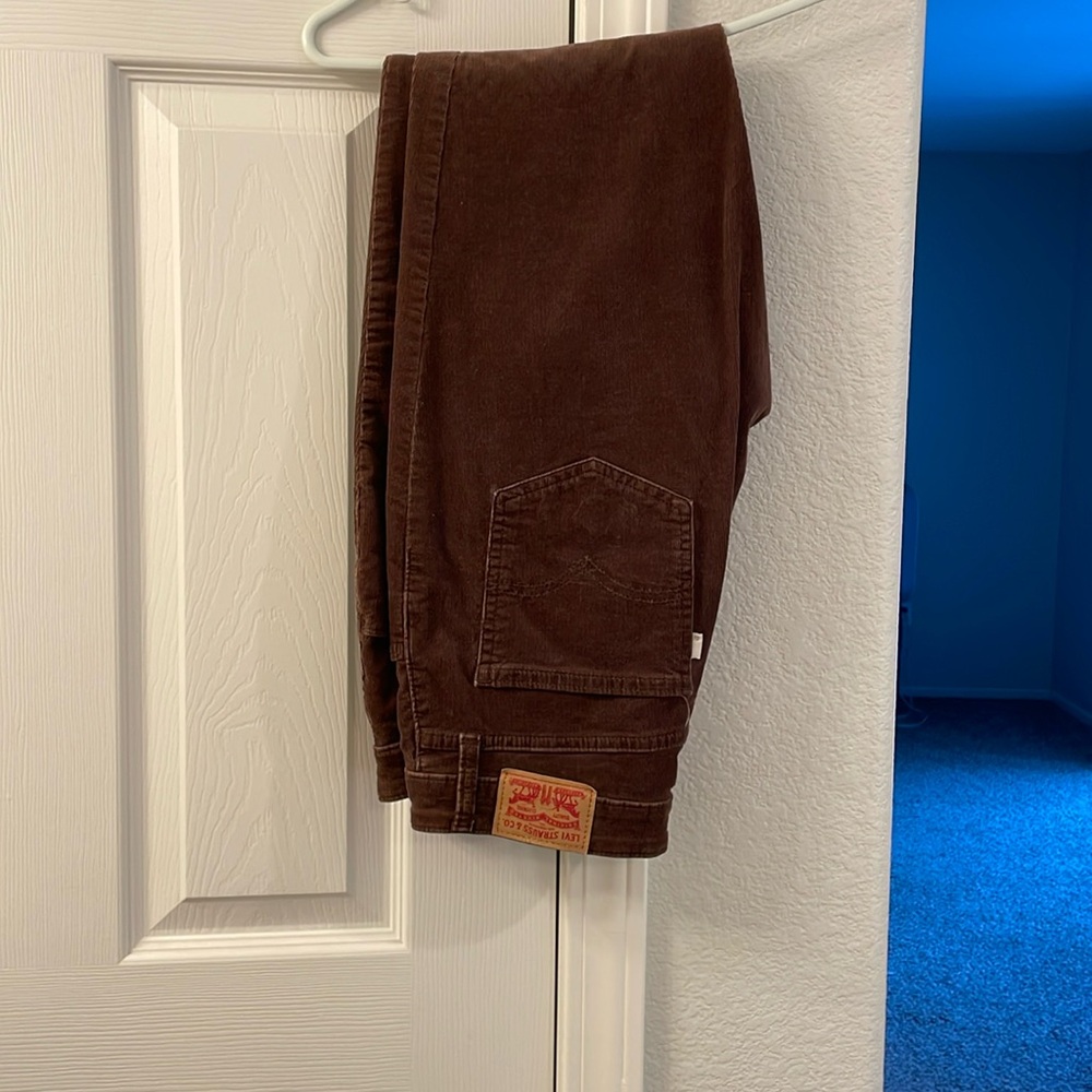 Brown corduroy Levi’s